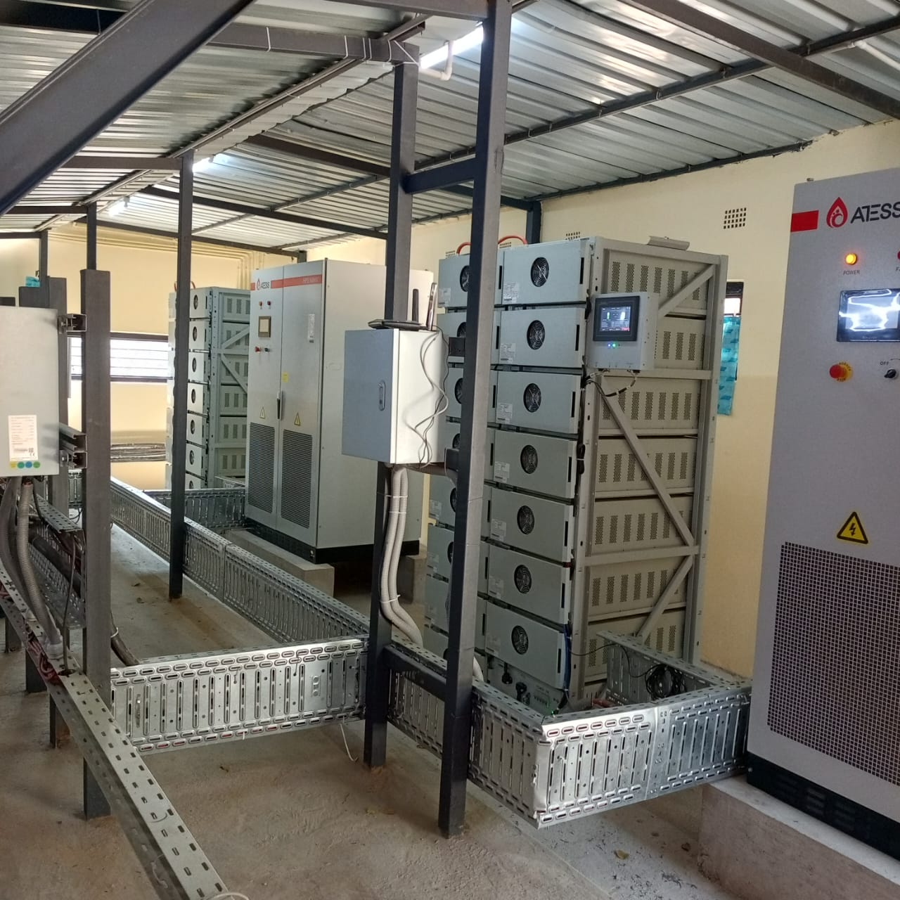 Industrial battery room and energy storage installation